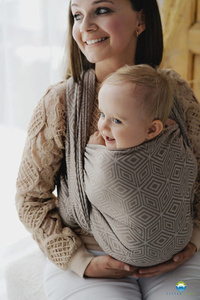 Baby Sling Nutty Cube size 6
