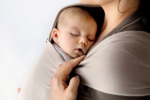 Zdrowe i bezpieczne noszenie w chuście