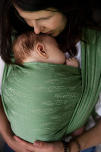 Eșarfă port-bebe țesută Linen Whisper mărimea 4 – cu in, verde, model subtil cu spice de iarbă