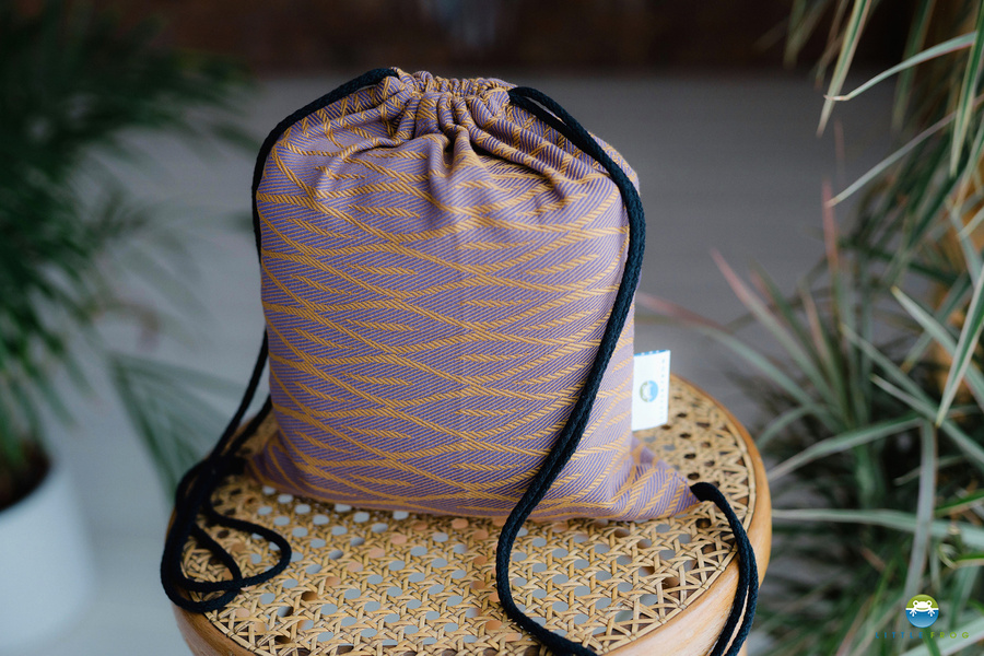 Plecaczek do chusty Little Frog - Purple Flames