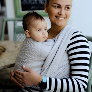 Baby Sling Grey Cube size 4