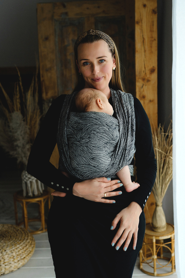 Eșarfă port-bebe țesută Linen Night Wildness mărimea 6 – cu in, jacquard, negru și ecru