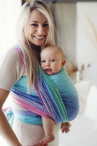 Baby Sling Aurora Cube size 6