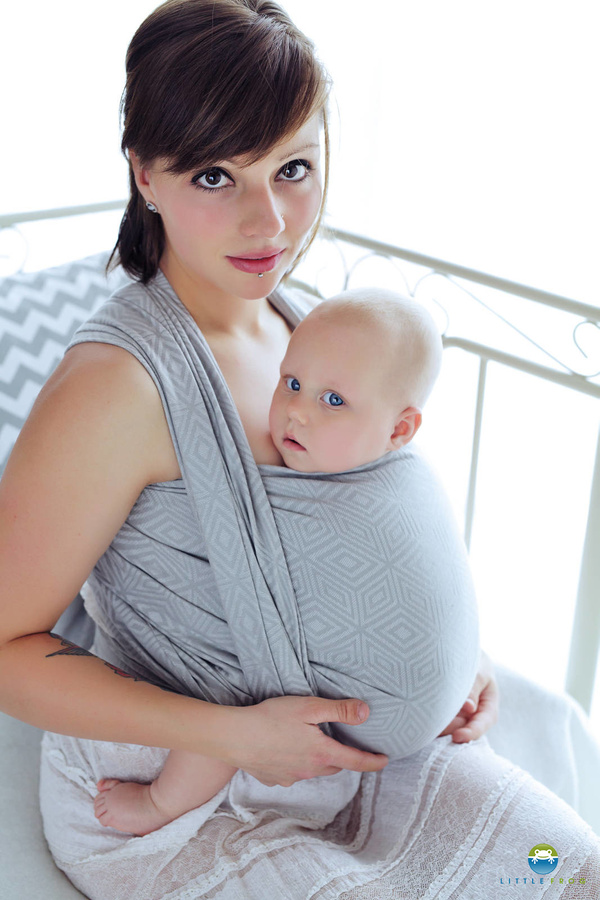 Little Frog Baby Sling - Grey Cube size 8