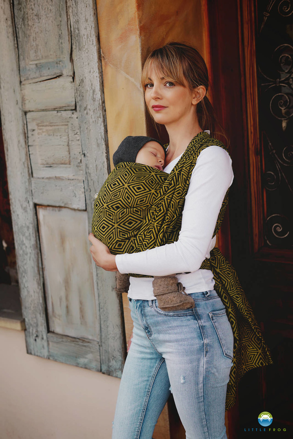Baby Sling Golden Cube size 8