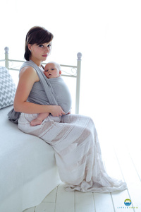 Baby Sling Grey Cube size 7 /2nd class