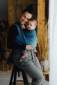 Blue Boleite baby wrap – ergonomic newborn babywearing (size 6)