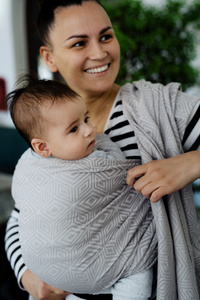 Baby Sling Grey Cube size 5