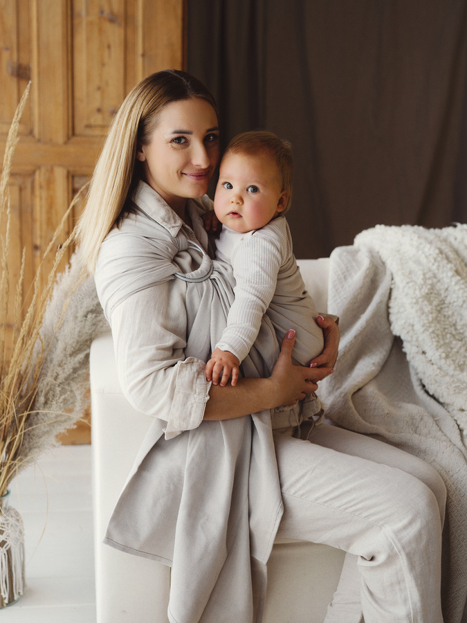 Beige Moonstone M – una bandolera atemporal en tono beige