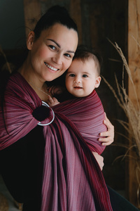 Rotes Ring Sling Tragetuch Jasper M – bequemes Tragen ab den ersten Lebenstagen