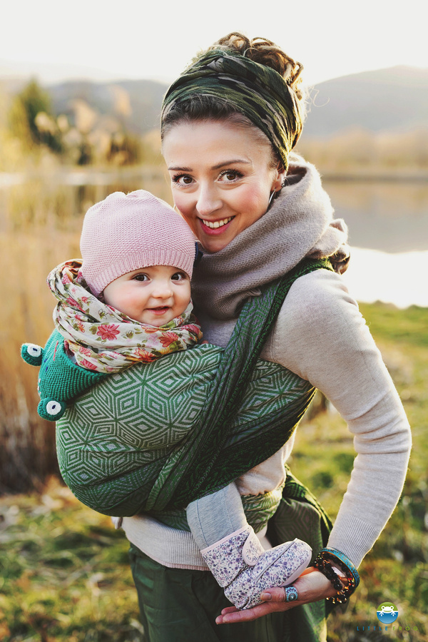 Baby Sling Mossy Cube size 7