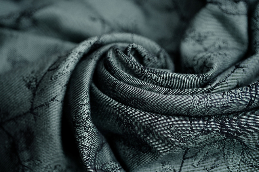 Eșarfă port-bebe țesută TENCEL™ Joy of Life mărimea 4 – model jacquard cu colibri și flori de crin