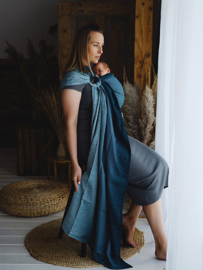 Sling cu inele TENCEL™ Atmosphere Cube mărimea M – albastru, negru și gri