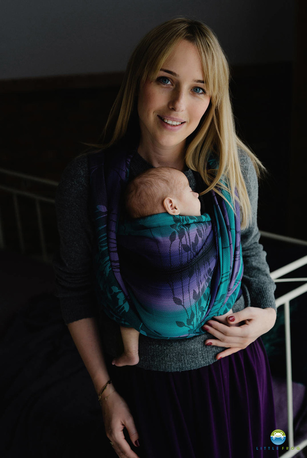 Baby Sling Dark Meadow size 9