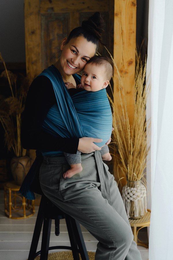 Blue Boleite baby wrap – ergonomic newborn babywearing (size 6)