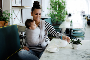 Baby Sling Grey Cube size 4