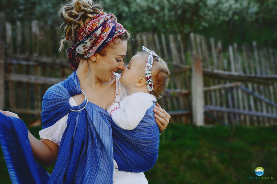 Ring sling Sapphire - size M (2m) /2nd class