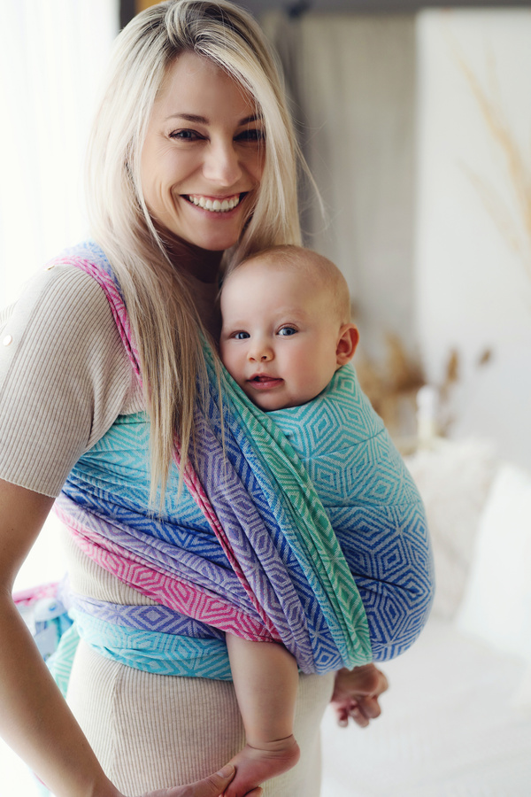 Baby Sling Aurora Cube size 8
