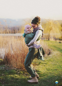 Baby Sling Mossy Cube - size 9