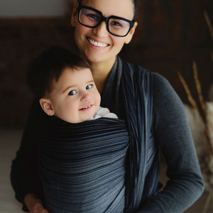 Fular portabebés negro Hematite – una elección clásica para padres, talla 6