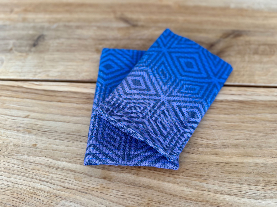 Nakładki na pasy naramienne nosidła Little Frog - TENCEL™ Aurora Cube