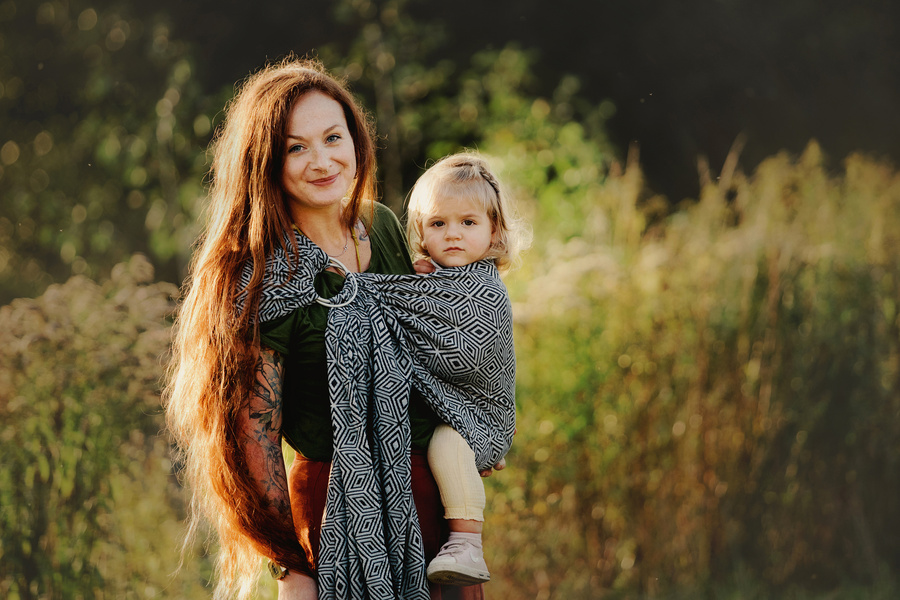 Ring Sling Tragetuch Inky Cube - Größe M (2m) /2. Wahl